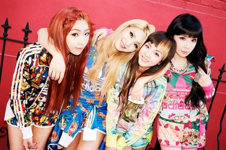 2NE1Achievement's tweet photo. Girl groups with the most weeks inside MelOn's Top 10
1. 2NE1 — 110 weeks 👑
2. TWICE, T-ARA — 95 weeks
3. Wonder Girls — 90 weeks
cr: TWICE_Charts
#2NE1 @GlobalBlackjack https://t.co/HeLjCZflda