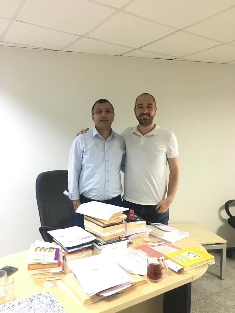 Bugün yüksek lisans kariyerimizin son dersini de yaparak döneme elveda dedik. <a href="/ali_karatopuk/">Ali KARATOPUK</a>