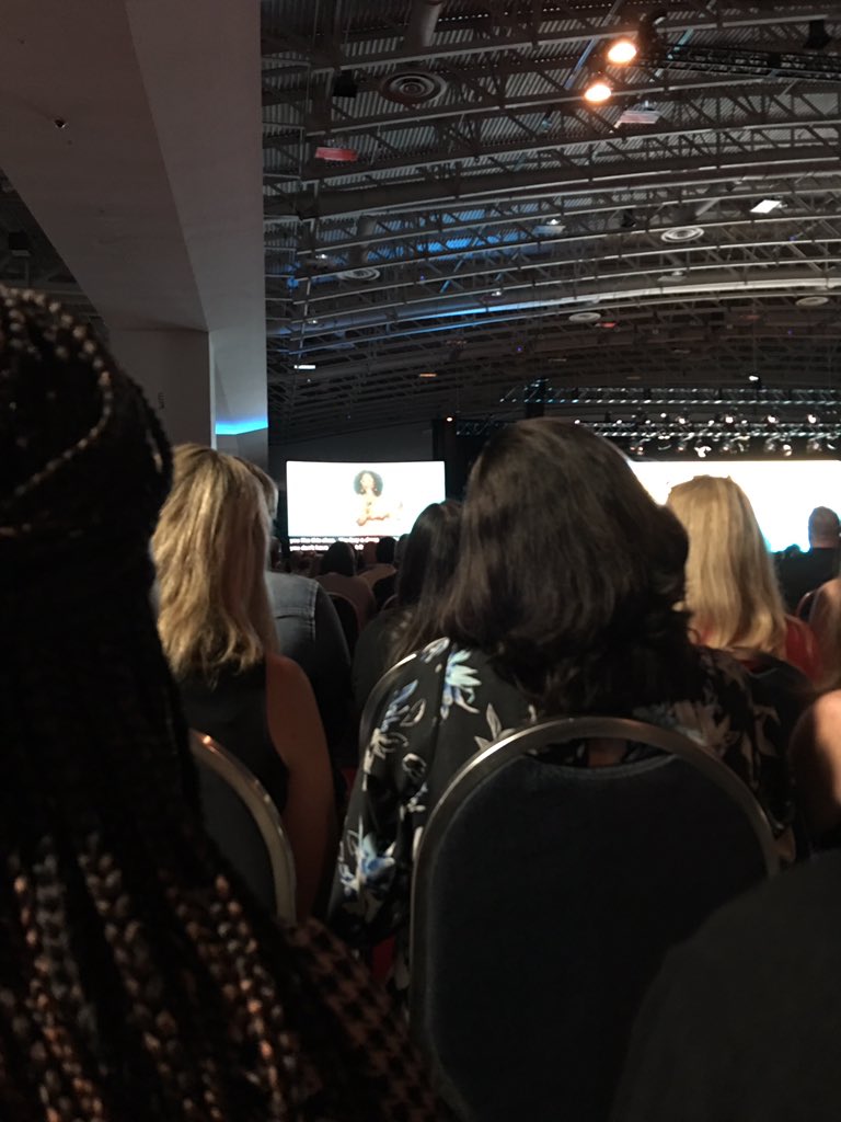 SharonBSmith25's tweet photo. #atd2019 “trust your gut”— Oprah https://t.co/rQ01Oj6swk