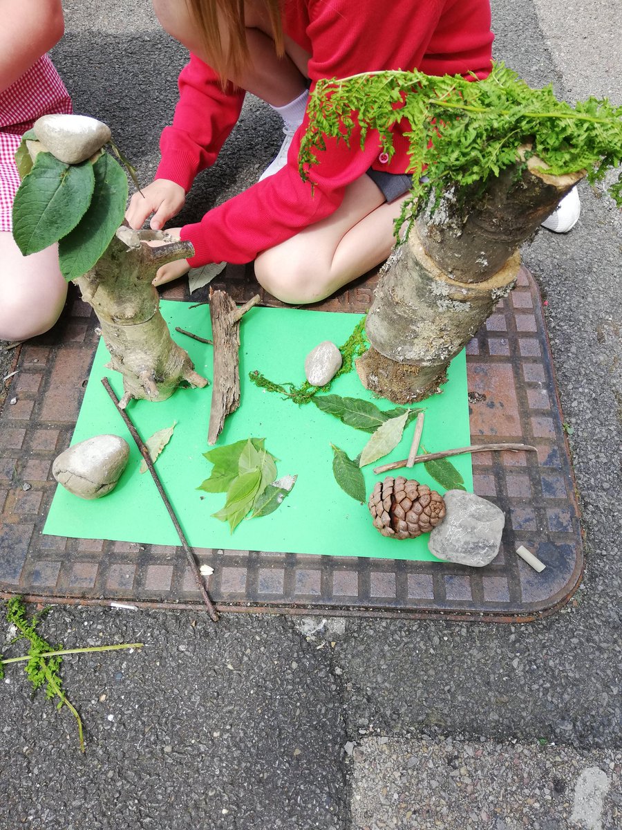 DosbarthArianC's tweet photo. Artwork inspired by Andy Goldsworthy #cwmcreative @CwmclydachPri https://t.co/T6dLX5TzjP