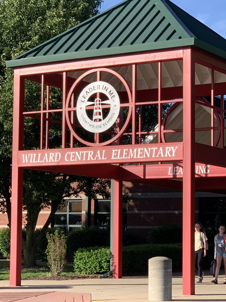 Beautiful Monday morning with a little added bling. Thank you SRC for your generous donation and JT Asher and our WHS students for their hard work on our new sign!