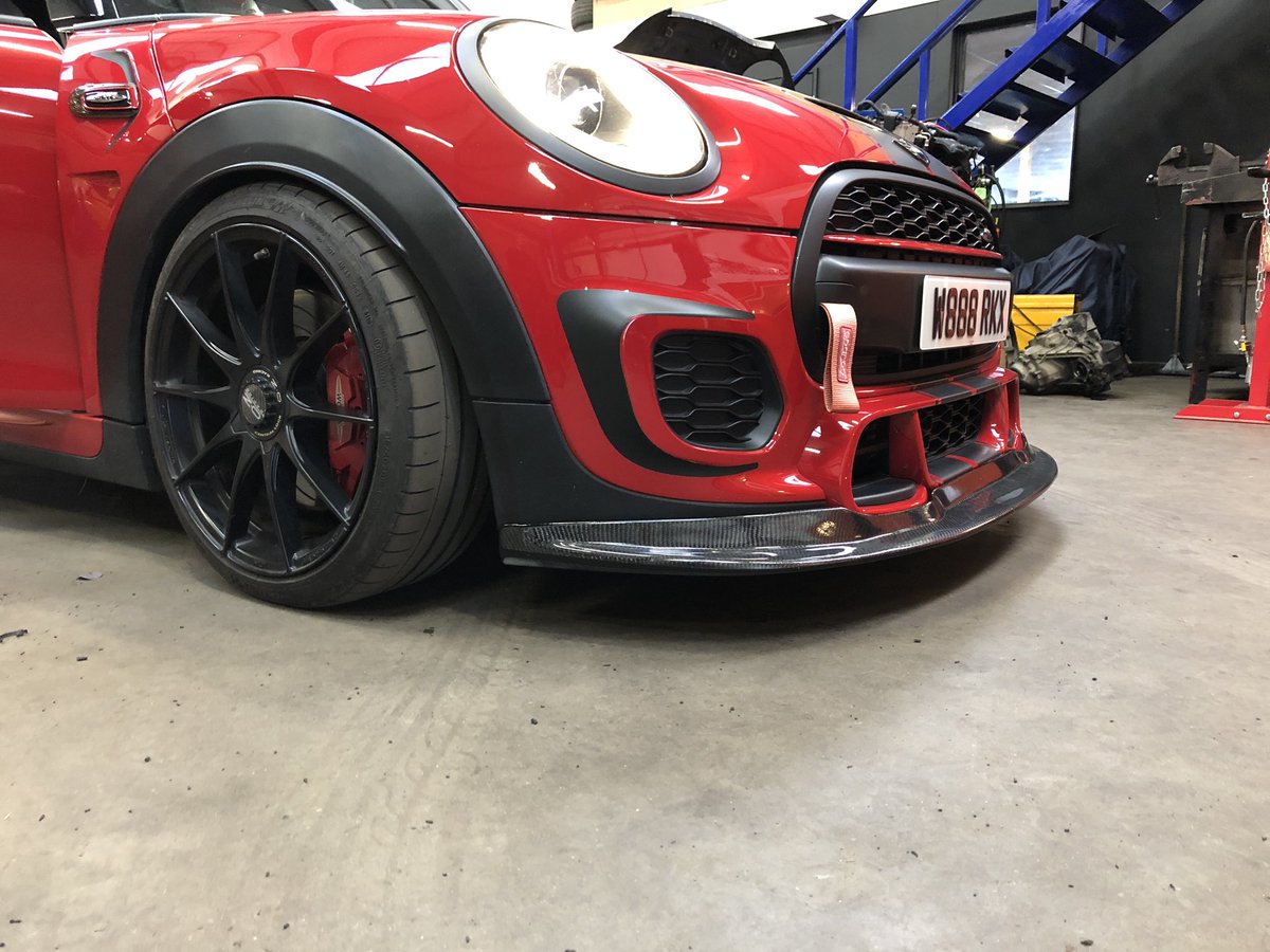 swssmini's tweet photo. Spoiler fitted on this stunning F56 JCW. What do you think? #jcw #f56 #Cardiff #mini https://t.co/rFOGBxmCNE