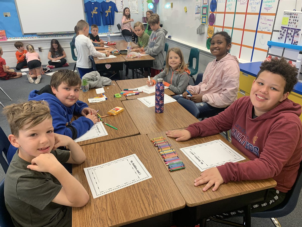 MrsCondonL's tweet photo. 1st and 4th grade buddies! We are settting some new goals for next year! #TLIM #goals @JeffersonElemSc https://t.co/9iLYAm6siH