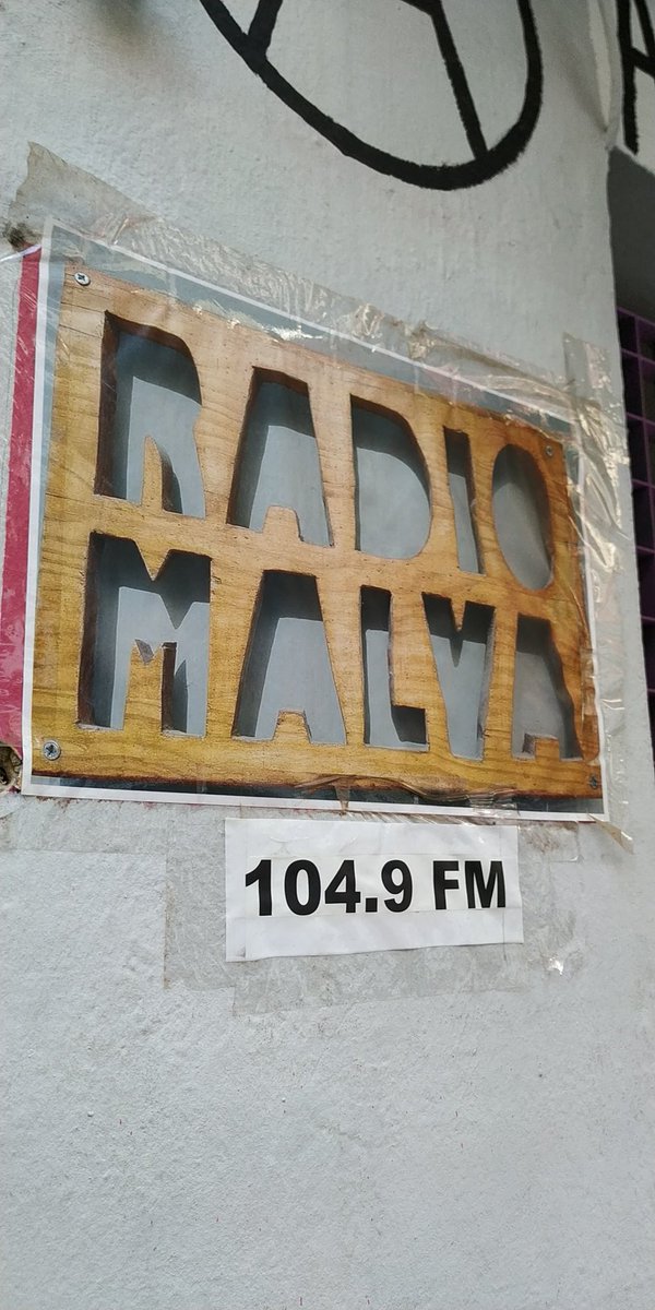 isf_valencia's tweet photo. Sintonitza @RadioMalva 104.9 FM!! Estarem a les 20h compartint tota la info del #ciclefeminismes d'@isf_valencia https://t.co/LXIRWd05hx