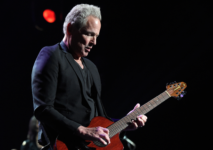 RollingStone's tweet image. Watch former Fleetwood Mac guitarist Lindsey Buckingham perform for the first time since heart surgery earlier this year at his daughter's high school graduation rol.st/2HSjS4j