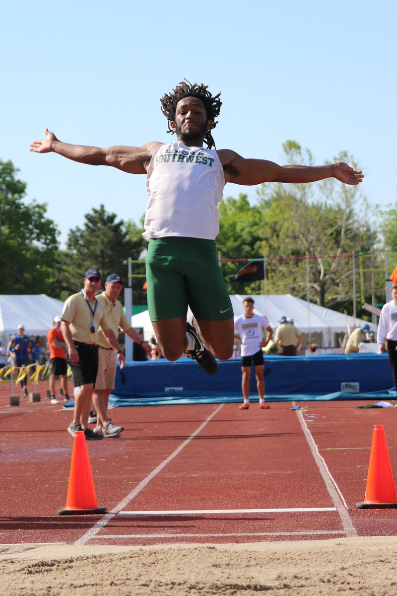 PrepRunningNerd's tweet photo. 450 Class A boys State photos at https://t.co/9BQWho3bTM 
@fhstigersports 
@LinksAthletics @lswathletics @MWestXC @OPSCHSAth @OmahaNorthSS @NPHSTrack @TrackKearney @KnightsTandF @ElkhornPS_ESHS @WearPurpleBGOLD @papiosouth @MillardNorthHS @lnsathletics @burke_XCTF @LE_Track https://t.co/iMW2bEdd0a