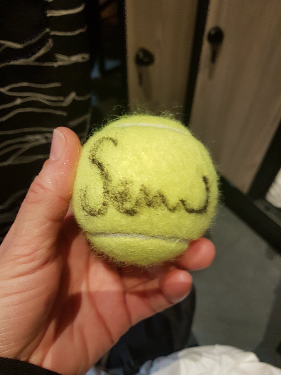 AnneLoix's tweet photo. A one-in-a-lifetime experience @serenawilliams coaching us on self-belief smashing away our fears #knowyoucan Very grateful happy &amp; lucky #ProudToBeAXA https://t.co/76vV3UipR6