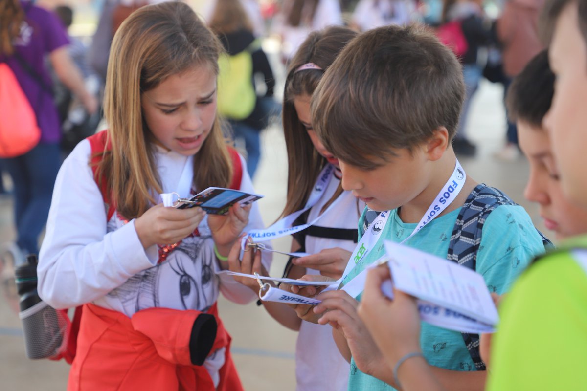 COOPPAIDOS's tweet photo. Fotos #PaidosTechDays jornades tecnològiques 📲 dels passats 9 i 10 de maig al Paidos #TotsSomPaidos #ProjectesPaidos #EsdevenimentsPaidos #NovesTecnologiesEnEducacio @montpeita @EscolesCoop @agrescatAEC @innovatrams https://t.co/702wNMb9Qy