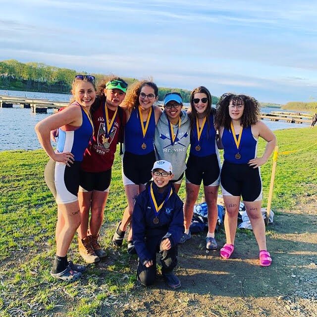 Excited to welcome 8 entries from <a href="/ShakerRowing/">Shaker Rowing</a>  to @PokRFTC on June 2. 💗💗Join us as we work with <a href="/KomenGreaterNYC/">Susan G. Komen NYC</a>  to find a cure for breast cancer. Registration open on <a href="/RegattaCentral/">RegattaCentral</a>. 🌸🌸#togetherwethrive #thosepinkshoestho #pinktheboathouse