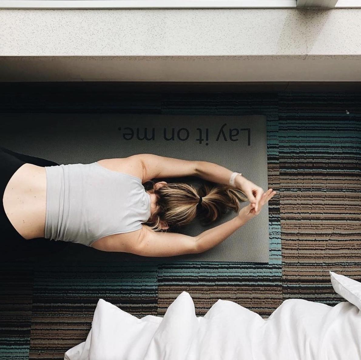 evenhotelsnyc's tweet photo. Do not disturb...your routine! Start your week off right, even when you travel.
#EVEN44 #yoga #nyc #bewell #choosewell #anihghotel #EvenHotelsNYC #stayactive #namaste #travel #midtown #booknow
๐ธ| coffeeandcardio https://t.co/fwXk1FNnM1