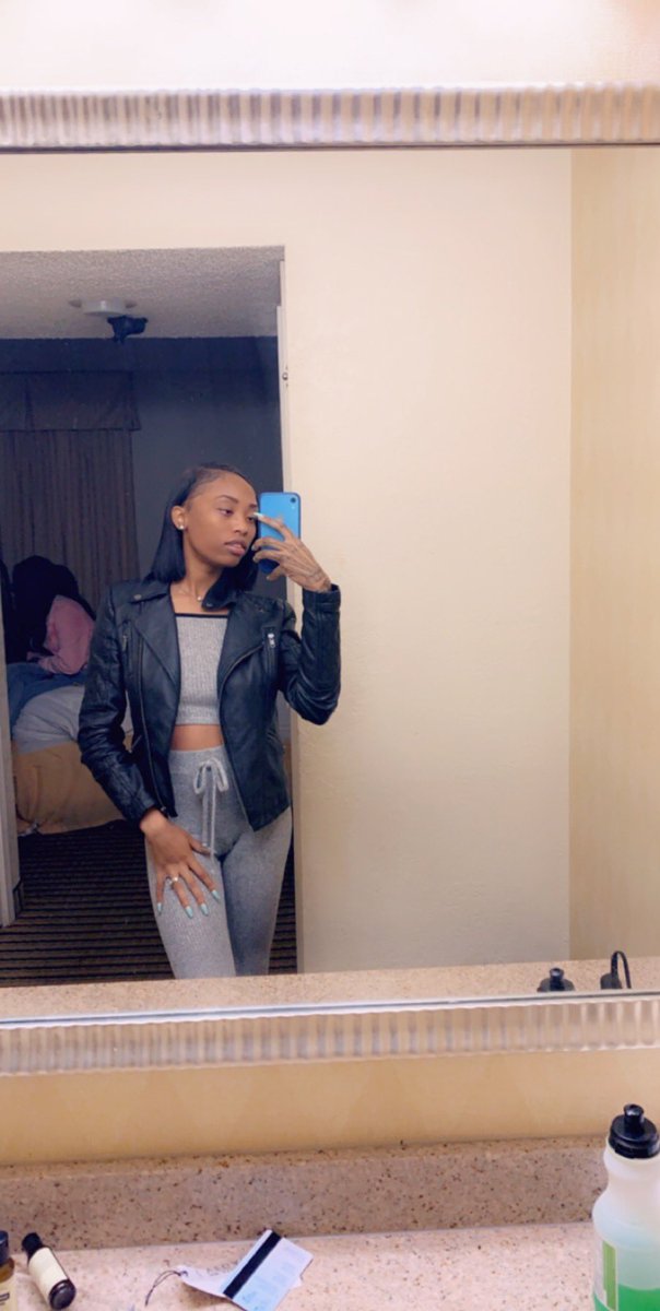 lildessssss's tweet photo. Blossomed🌹 https://t.co/ipAHLBlg0l