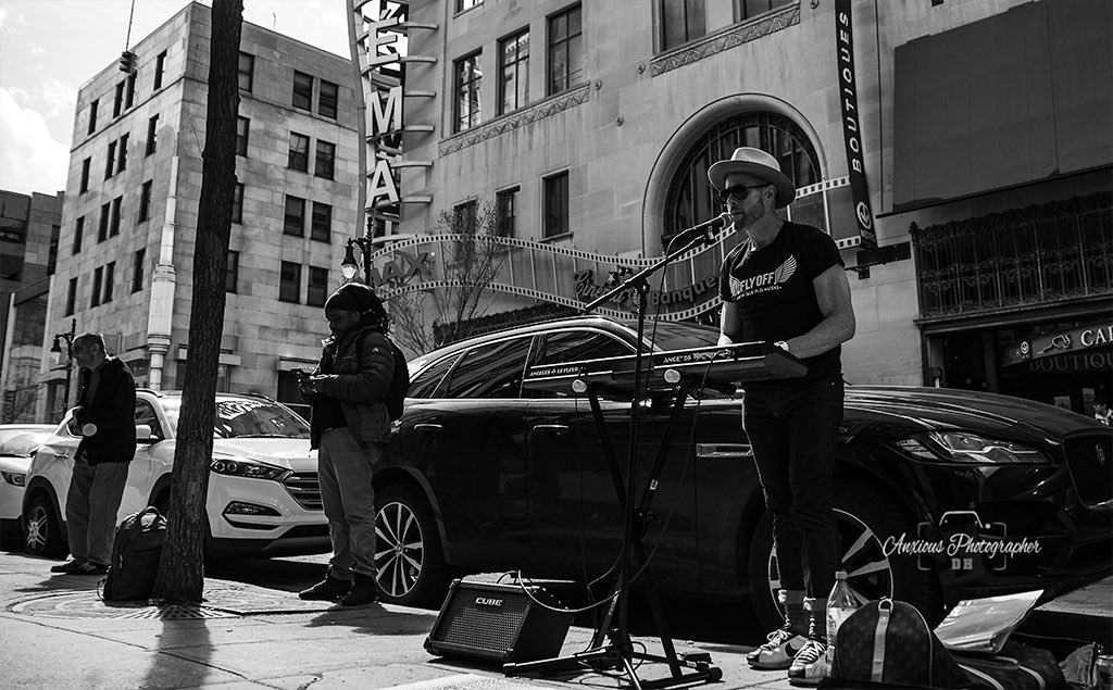 #monochromatic life in the city! I call the The Poverty line #photograph #photography #Montreal