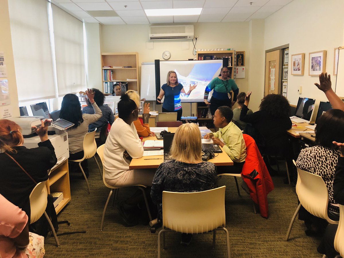 ErikaHartmanLA's tweet photo. Our incredible Workforce Development team @DWCweb launched the Women’s Career Series this week - it was a packed house and resounding success! Couldn’t be more proud of the Programs Team! #EveryoneIn #EveryoneWorks #EveryWomanHoused https://t.co/D7mllNcNxe