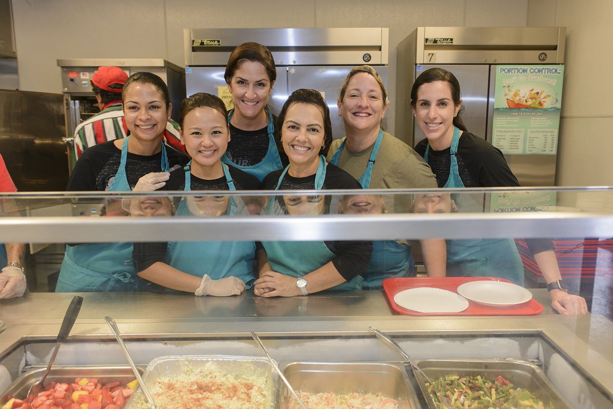 BocaHelpingHand's tweet image. Many thanks to JM Family Enterprises for not only donating 387 pounds of food from their #JMFEAnniversary Weekend, but then joining us this morning to see exactly where that food goes!