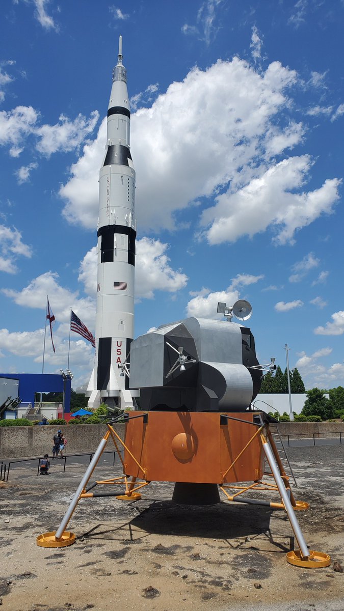RocketCenterUSA's tweet photo. What a gorgeous day! https://t.co/XoEePw8DlM