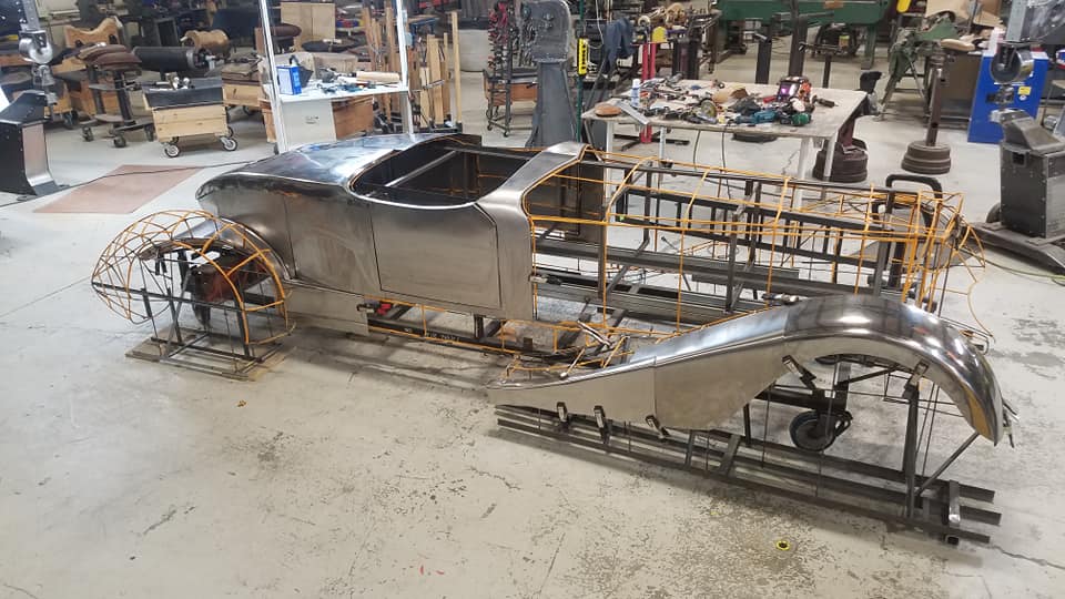 ProshaperM's tweet image. I&apos;ve always been in love with the 1933 #Packard Macauley Speedster. Last year I decided to build a #wireform buck to help shape panels for my #dreamcar here are the results so far! Still have a long way to go. #Metalfab #Metalshaping #metalfabrication