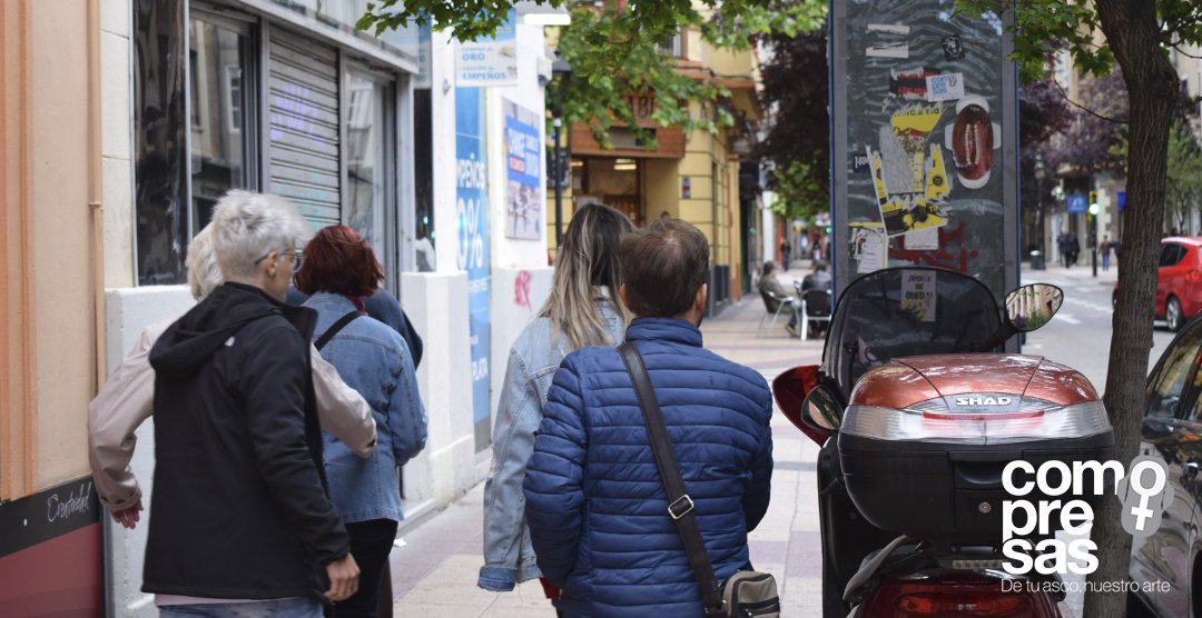 comopresas's tweet photo. "Vagina Dentata"
Calle de San Vicente de Paúl, Zaragoza.
18/05/2019

#comopresas #artivismo #compresas #compresa #feminismo #feminism #artivism #Zgz #Zaragoza #streetart #urbanart #art #arte #clitoris #Vagina #VaginaDentata #Dentata #sanitarytowel #ArteCallejero #Magdalena https://t.co/GOOHeYO1Au