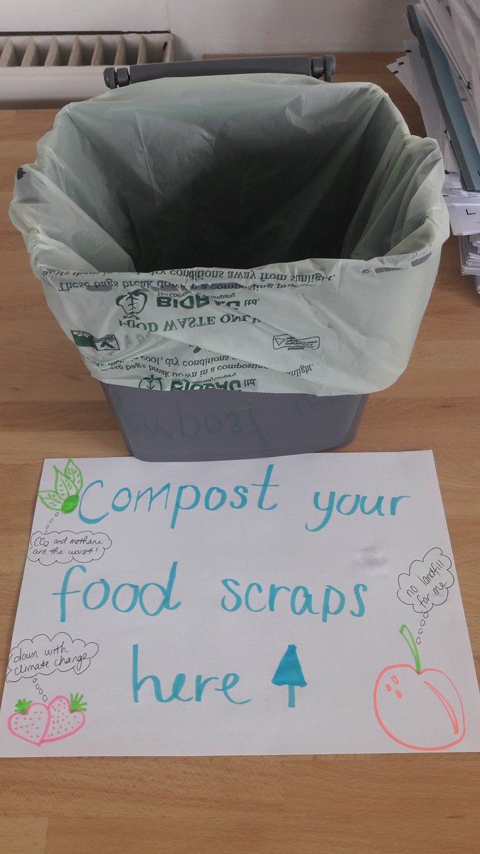 knox_eco_comm's tweet image. Today @knoxacademy staff had a bring and share lunch and you better believe we had a compost bin for food scraps! #sustainableschool #CompostingIsCool #begreen @EcoSchoolsScot