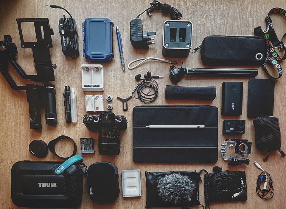 m23rc's tweet photo. What's in My Camera Bag
#cinematography #kit #camerabag #shotons9 #fujifilm #zhiyun
https://t.co/LklvL05A6C https://t.co/fDuMX3kQ7d