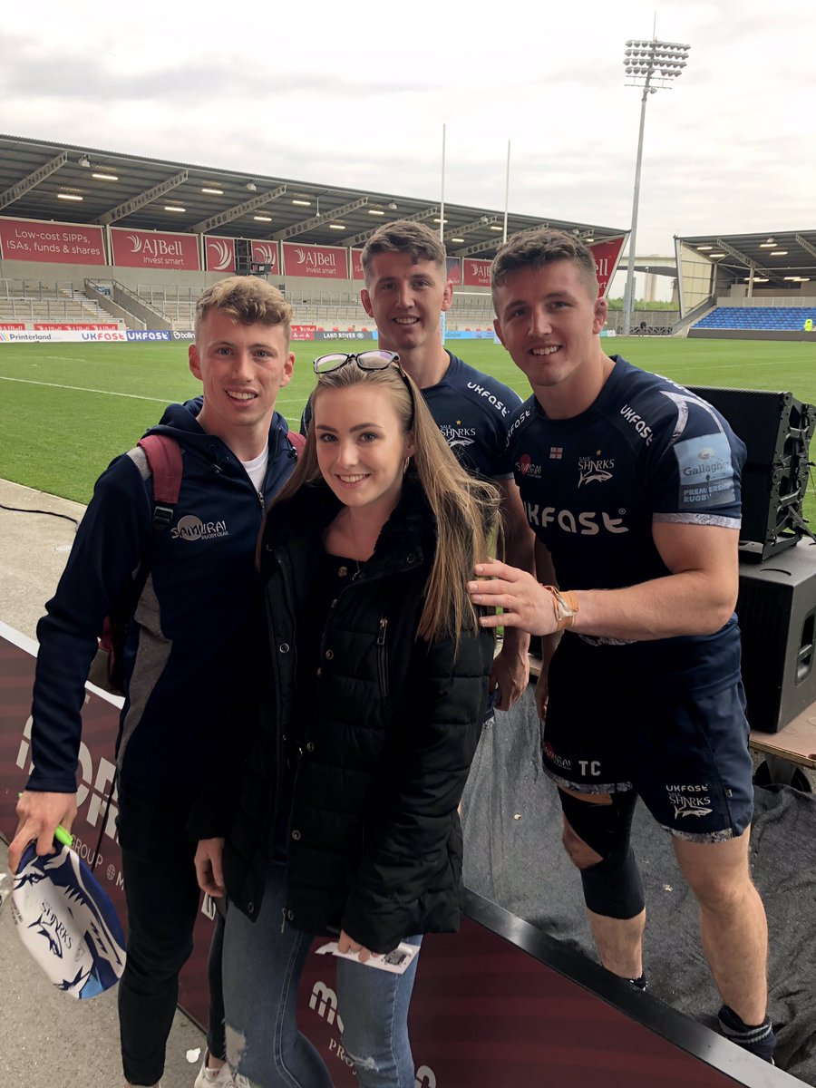 Really enjoyed meeting some of the players after saturdays game against <a href="/gloucesterrugby/">Gloucester Rugby 🍒</a>, having done some work physioing with <a href="/SaleSharksAcad/">Sale Sharks Academy</a> and @SaleSharksDPP 🦈🏉