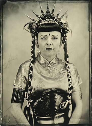 ootbdrillhall's tweet photo. A special treat if you're heading to this Sunday's #MakersMarque. @DarkboxImages will be here with their Authentic #Victorian #tintype Portrait Booth! https://t.co/g2tzljtWgC https://t.co/Vr9OUrgGKC
