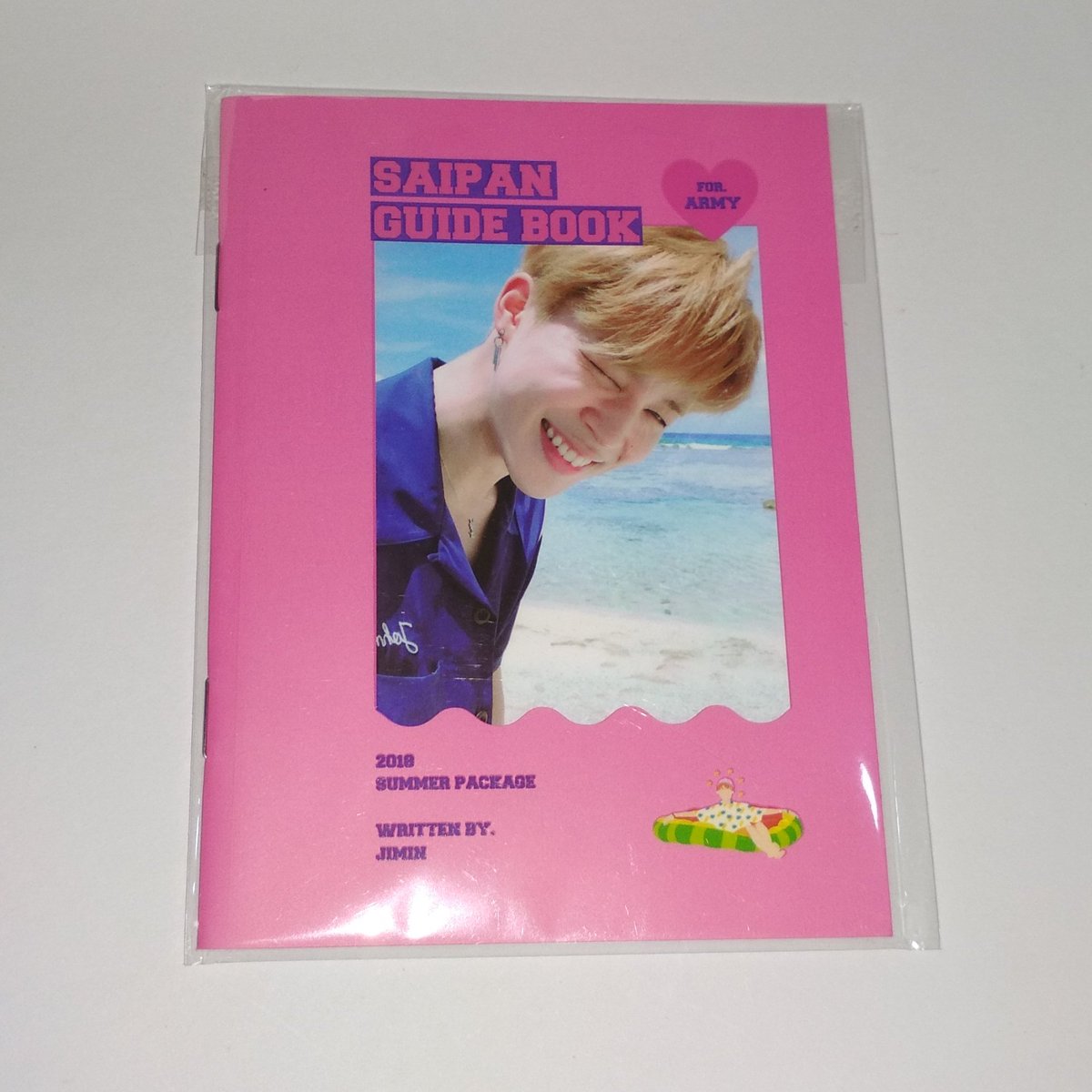prelovryn's tweet photo. Jimin Guide Book from BTS Summer Package 2018
Price : idr 350/$35usd
#btsalbum #btsphotocard #btsstuff #btscollection #btsgoods #btsmerchandise #btspc #btsmerch #btssummerpackage #btssumpack #btssumpack2018 #btssummerpackage2018 #btsdvd #jiminphotocard #jimincollection https://t.co/jrT0Uca8uL