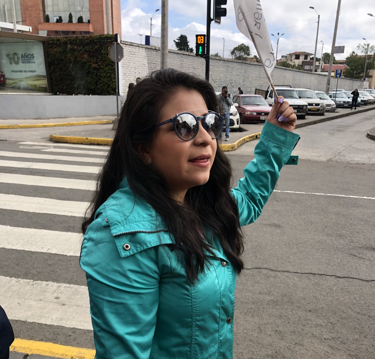 GabiSerranoF's tweet photo. “Estamos aquí por las mujeres y las niñas que ya no queremos que sufran más violencia” comenta Daniela Cardenas en representación del grupo. #pdigitaluda https://t.co/y7rOkJTdXA