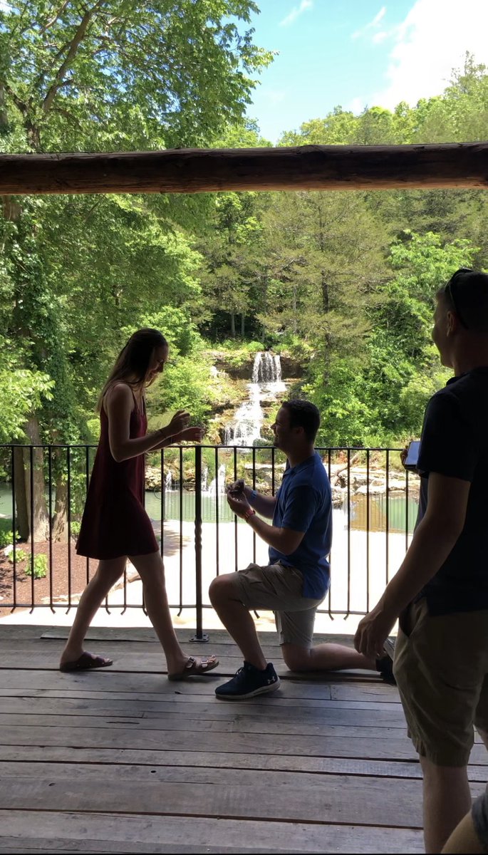 ErinManser's tweet photo. We’re getting married! 💕 https://t.co/1Rb1UjXHFJ