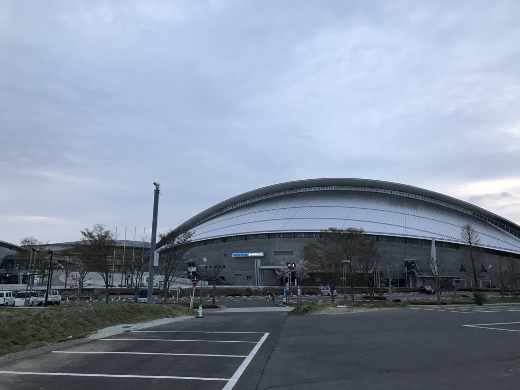 pockeyakkie's tweet image. 『素人がバサロ』
#backstroker
『この技術無理』と思ってたのが #背泳ぎ の #バサロ 苦しいからすぐ浮上してた。今更ながら『息止めとけばいいじゃん💡』に気づいた😅。 諸刃の刃のバサロ。#鈴木大地 さんも賭けだったバサロ。私は失うものもないから最低12m浮上を我慢してみよう。