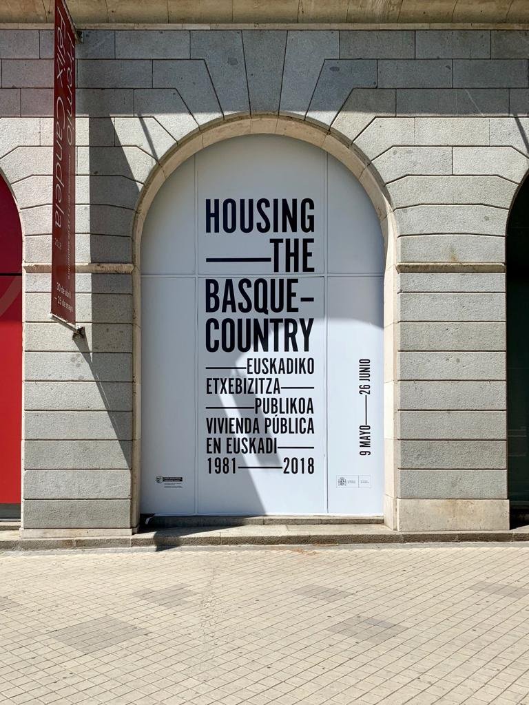 La exposición Housing the Basque Country <a href="/expoHBC/">Housing the Basque Country</a> se puede visitar en Madrid hasta el 24 de junio, en la Arquería de Nuevos Ministerios - Paseo de la Castellana 67, de Martes a sábados 11h-20h y Domingos 11h-14h. #viviendapública #Euskadi #exposición.
expohbc.eus