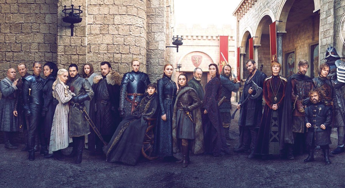 Daenerys's tweet photo. Cheers to the Greatest Cast of All-Time. #GameofThrones https://t.co/mK35X2MhIC