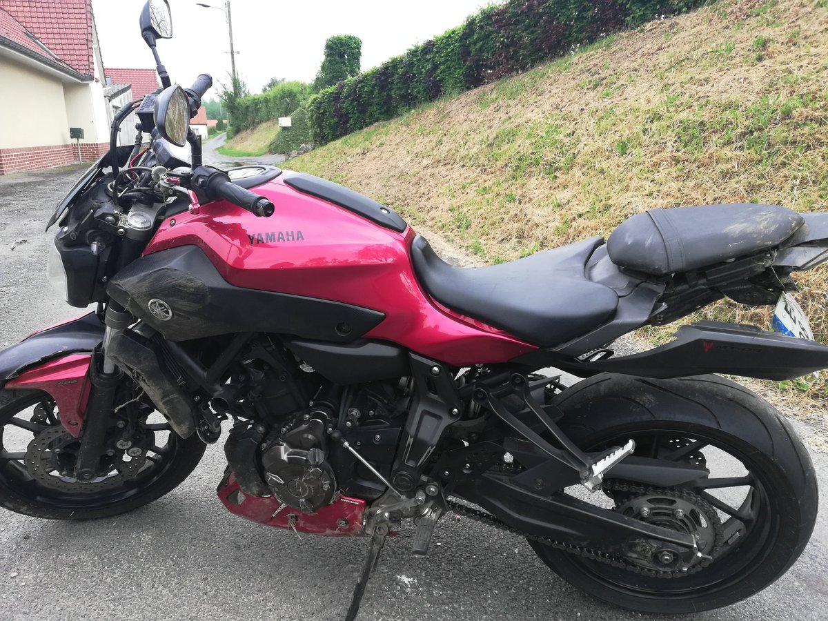 SKORPION62_YT's tweet photo. @WalaneRider Mon emmerde, qui me bat ? https://t.co/6DTH9ojO4f