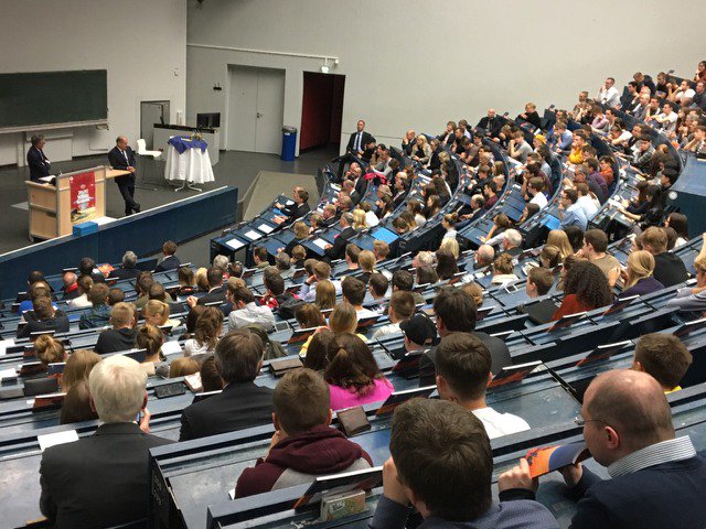 Olaf Scholz tweet media