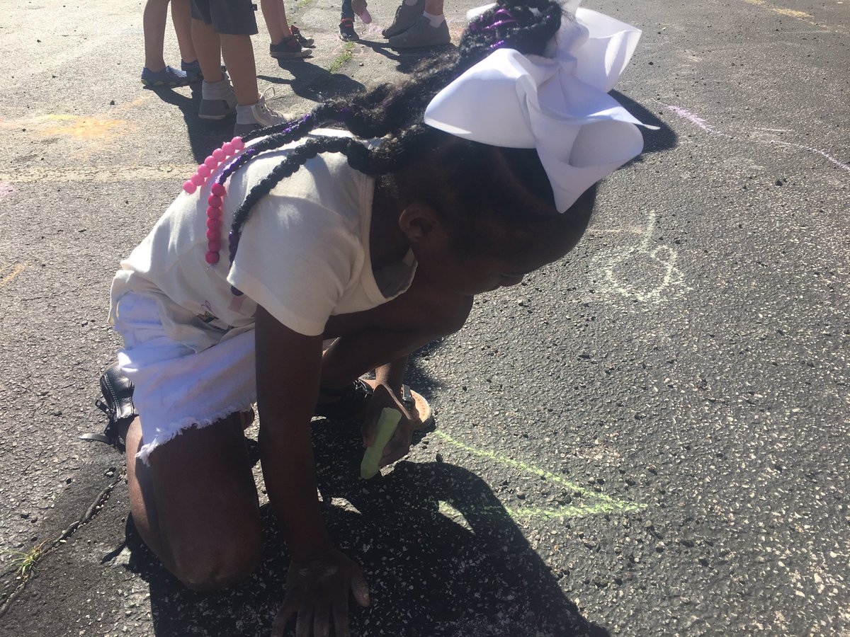 Wilding6Sarah's tweet photo. A great day to play with outside with our school family at Southwest! #JayPride https://t.co/0CuyAWoGGS