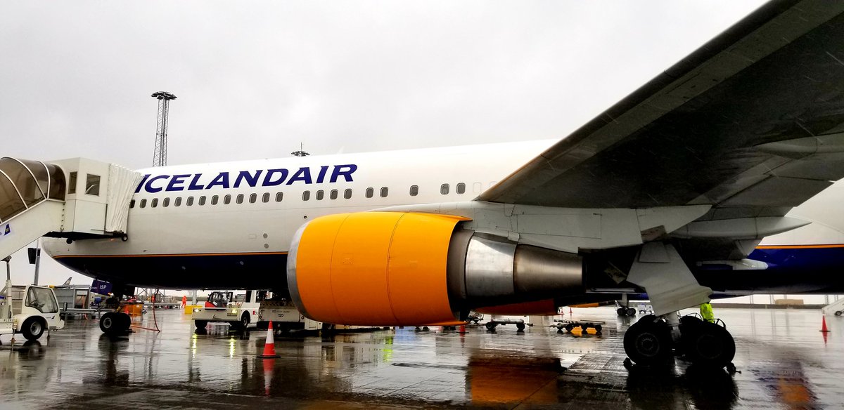 MCWineMaker's tweet photo. Thanks @Icelandair for another seamless flight to & from #Paris #France. #sagaclass https://t.co/szClXB5ToA