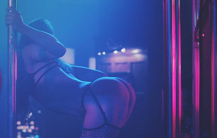 wifes-flashdance-strip-club-new-york-porno-girls-cum