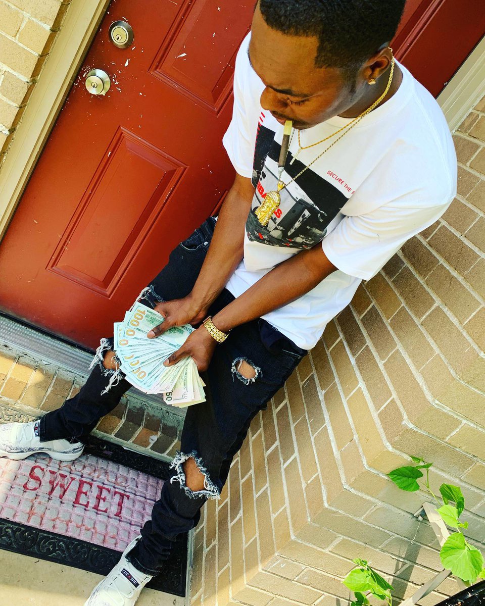 ElakeReese's tweet photo. Back then they ainโt wanna fwm But they fwm cause Iโm Hot Now ๐ช๐ฝ๐ฏ๐ค I see what Mike Jones was talking bout #NLMB4L #RipOmar #RipDede #RipMello https://t.co/X7frPNkjgW