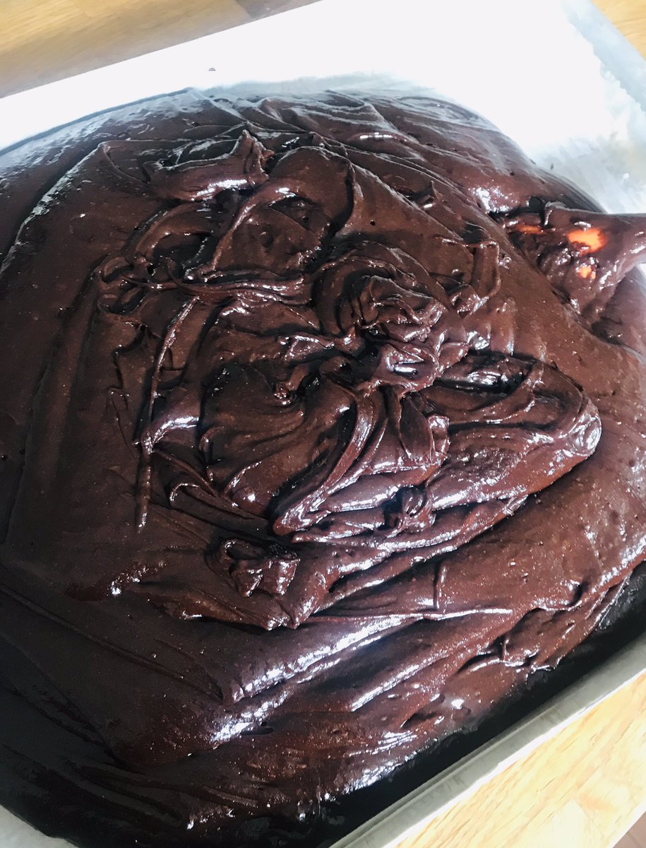 BakedByRomanos's tweet photo. The chocolatiest Salt Brownie 🍫
#chocolatebrownies #browniedechocolate #belgiumchocolate #cambridgefood #localfood #bakingcakes🍰 #huntingdonfood #lovefoods #browniesofinstagram #cateringevent #localbusiness #localcaterer #supportyourlocalbusiness #supportindependents https://t.co/FiKd6Mewqp