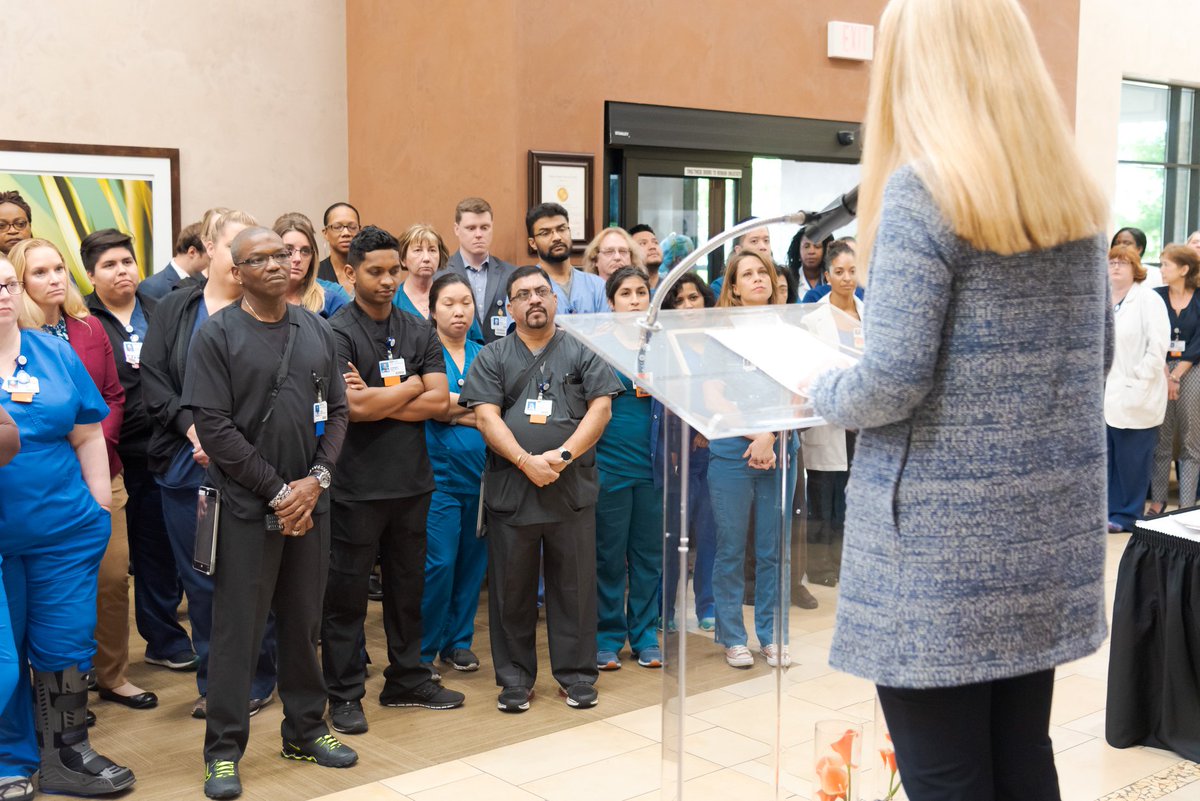 HCAHouston's tweet photo. Last week, @HCAHouWest celebrated a milestone as they officially retired the West Houston Medical Center name and unveiled the first sign with their new name. Welcome #HCAHouWest! https://t.co/3P9dVqAr9g