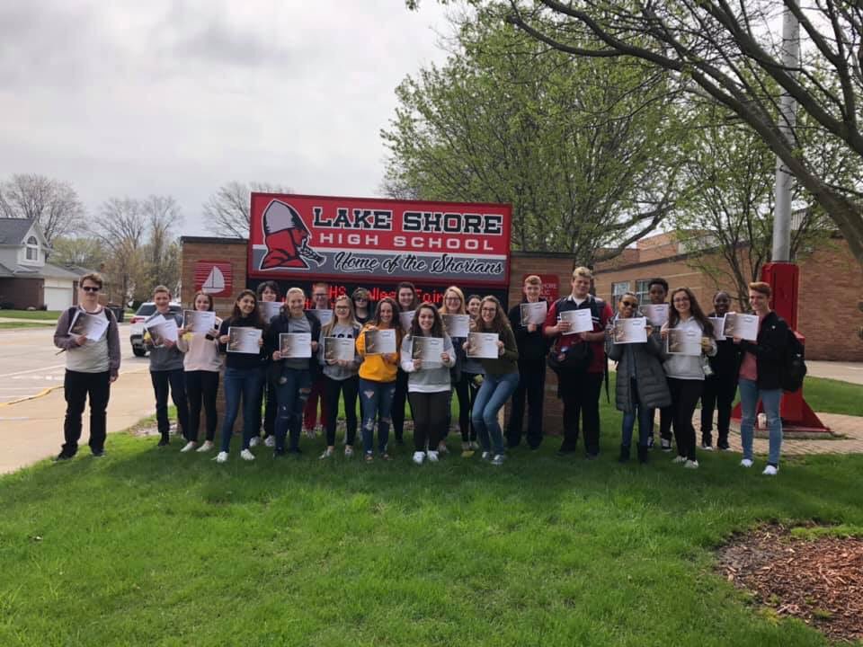 LSHSShorian's tweet photo. A big shout out to all 32 Shorians of the Month. These students earned a field trip on May 20th to C.J. Barrymore's to celebrate. In addition, Art Club and MICI students celebrated a year of incredible accomplishments, too! #ShorianPride https://t.co/ECZ3lixg95