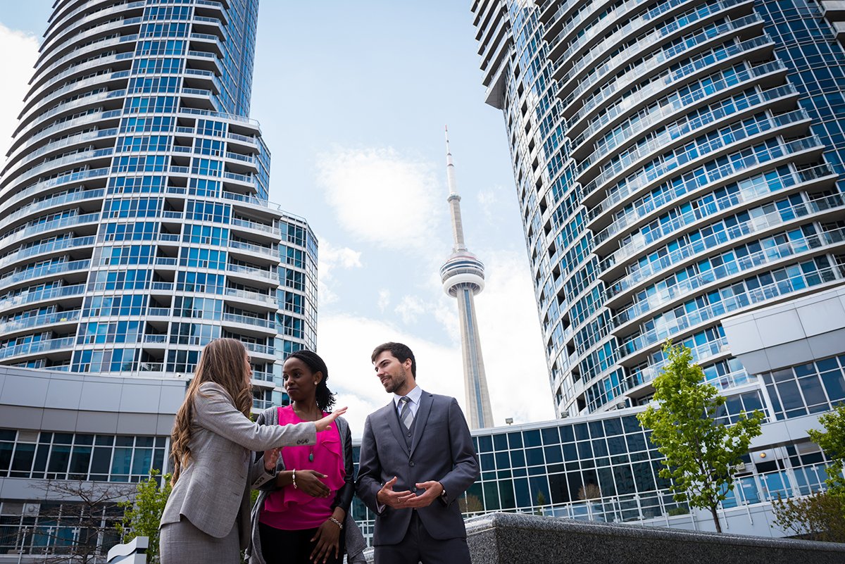 Continue_YorkU's tweet photo. Learn professional competences employers site are missing from today's candidates. You'll gain skills like communication, critical thinking, #business ethics & more in our #Certificate and #PostDegree Certificate in #HumanResourcesManagement. https://t.co/96K0E8eedQ #YorkUSCS https://t.co/HeTlwj7mq4