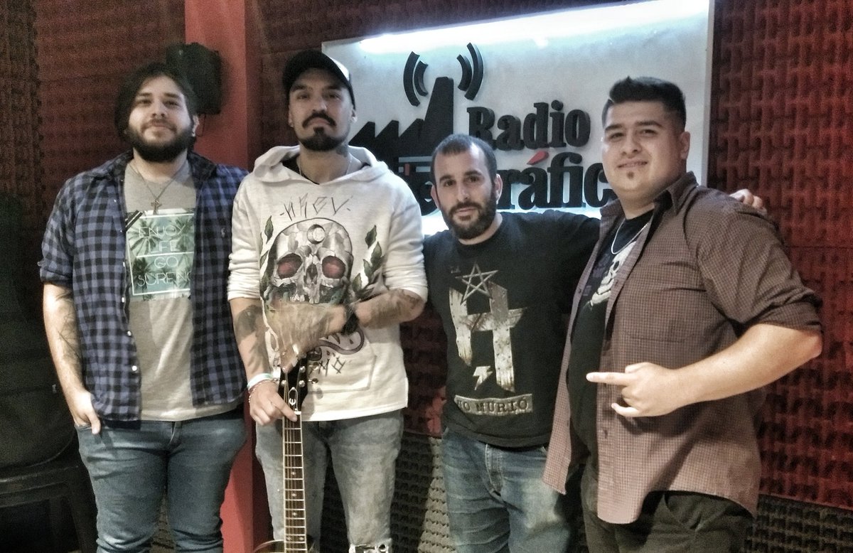 RCIRadioOk's tweet photo. #ElProgramaPasado 📆✔
Estuvimos con #OSOMNIA en el piso de @RadioGrafica893 📻
La banda corobesa nos contó sobre su nueva formación y lo que preparan este año 💿 https://t.co/LPViuDkFr8
