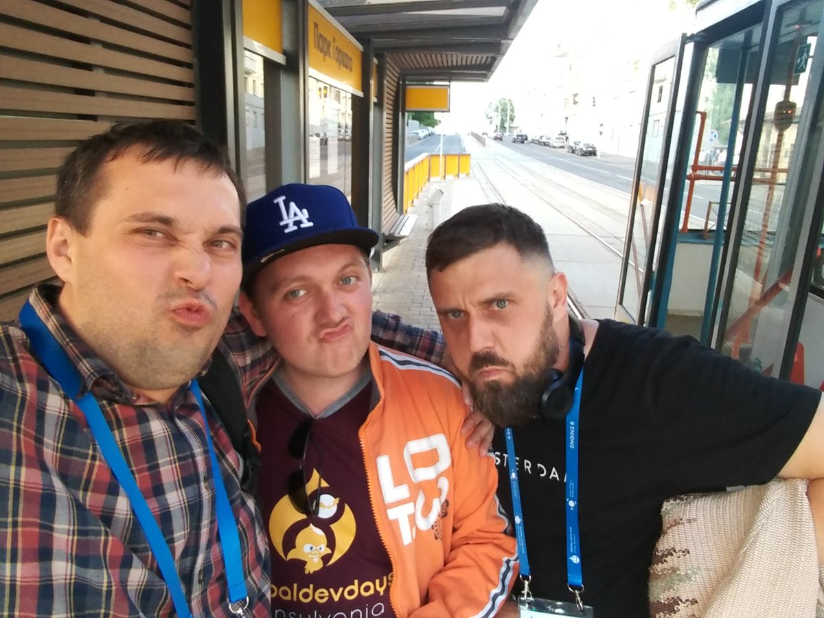 MrLyalyuk's tweet image. #drupalcampby #afterparty perfect duckface