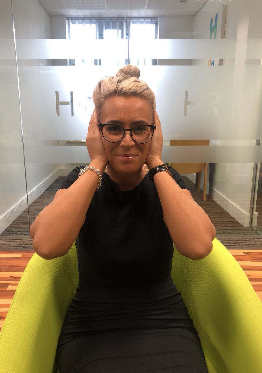 Harper_Rec's tweet photo. When the office chat topic is #GoT but you haven't watched the finale yet.... #GOTFinale #TeamJonSnow #TeamDaenerys https://t.co/DojGCT56L6