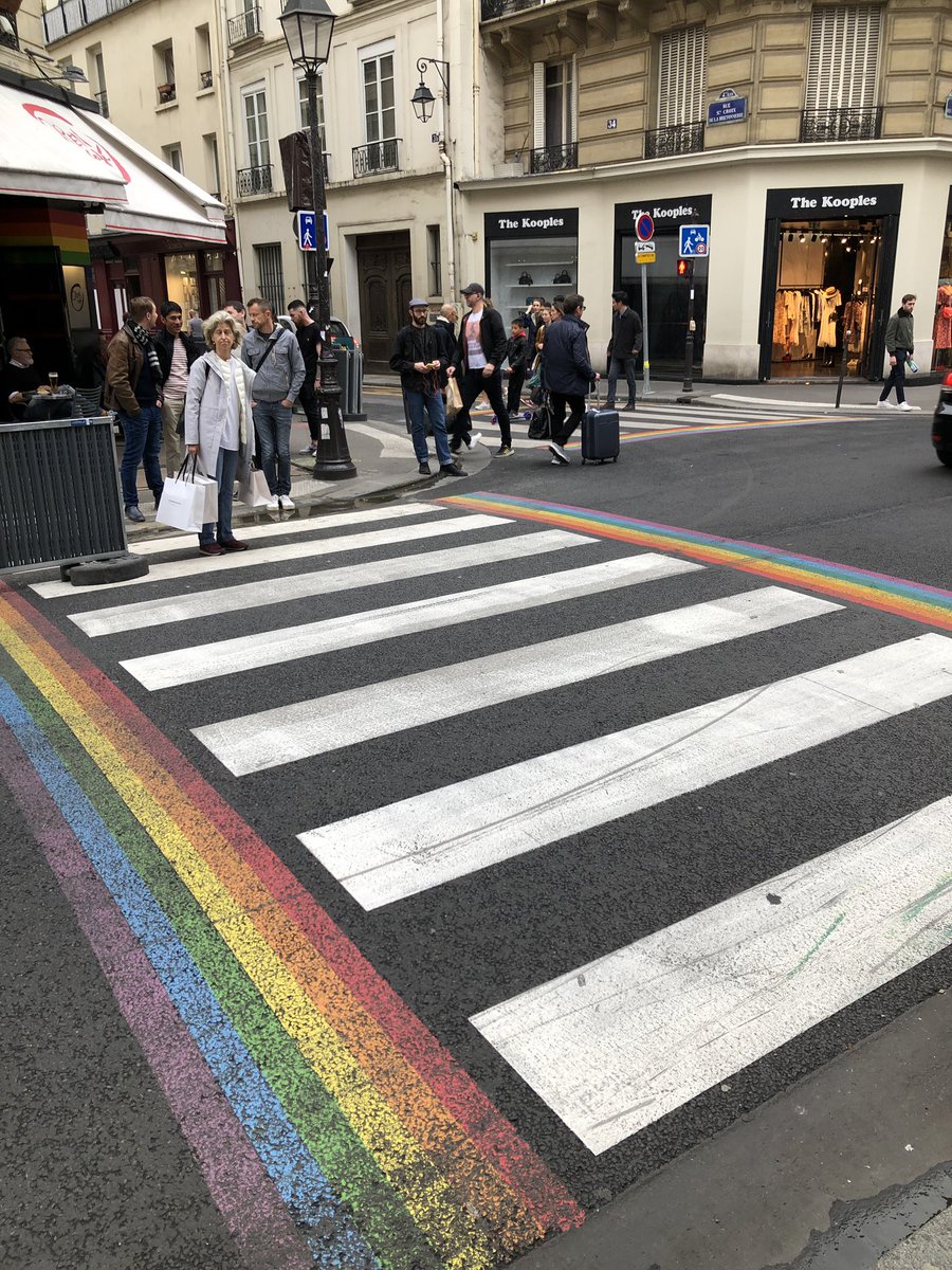 Paris just got word while we were here, that the unfortunate court challenge by some intolerant people seeking to remove these rainbow crossings from the Marais District in central  #Paris thankfully failed. Congratulations  @Anne_Hidalgo.  #LGBTQ  #placemaking