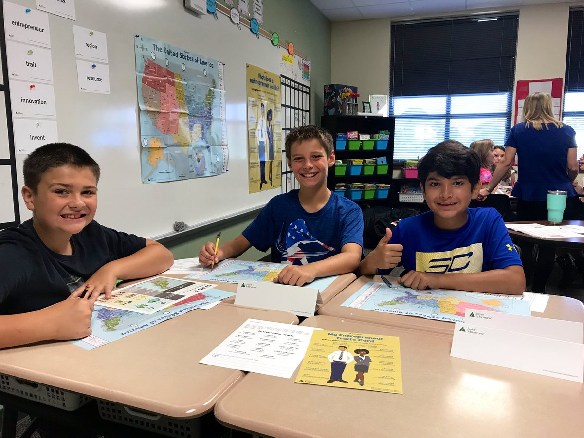 MissKhoobiar's tweet photo. Students creating their own businesses based on the region of the United States they were given! Love seeing their creativity! @TISDCES @JA_SET #cesoneteamonedream #juniorachievement https://t.co/FhsgiQrvkZ