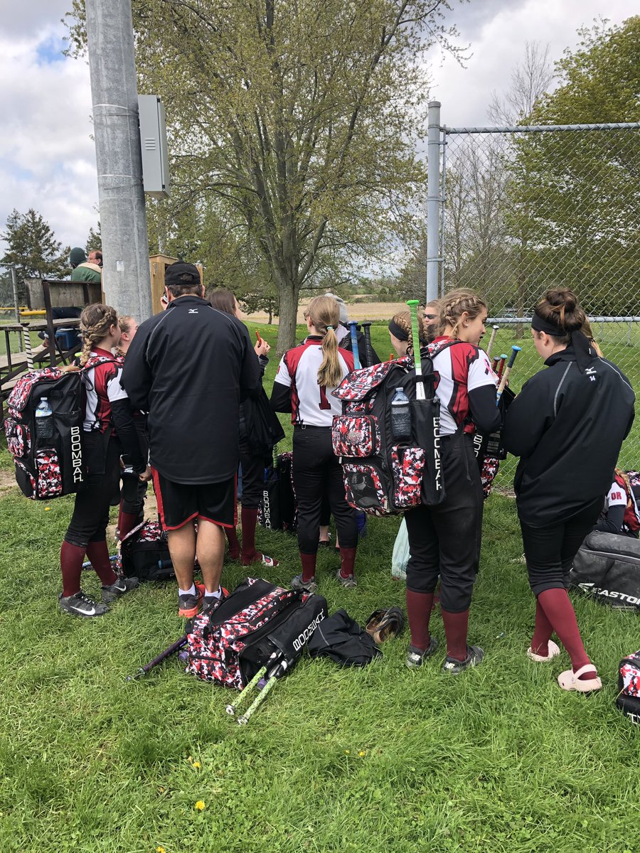 Huge win over a talented Brantford 03’ team to advance in the elimination round in A Pool. Very proud of these ladies! #qod19 @OntarioPWSA <a href="/toritaylorPR/">Tori Taylor</a> <a href="/UTMFastpitch/">UTM Fastpitch 🥎 🏳️‍🌈 🧡 🇨🇦</a>