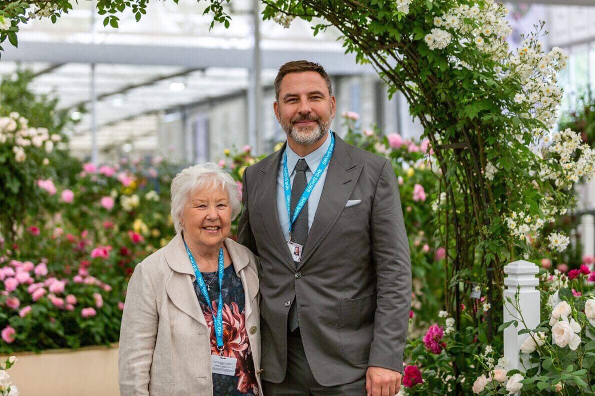We’re having a wonderful #PressDay <a href="/The_RHS/">The RHS</a> #ChelseaFlowerShow and are very proud to reveal our 2 new #rose varieties! There’s been some famous faces at our stand too! Can you spot them? #RHSChelsea