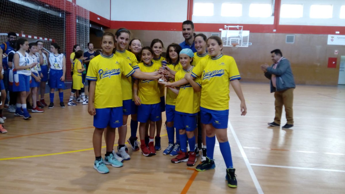 e_puigcerver's tweet image. l'equip benjamí de 4t i un 3r lloc per a l'equip preinfantil federat.

Grans resultats fruit del bon treball de tota la temporada.
Moltes felicitats!

#basquet #tarragona #sagratcor #vinyolsielsarcs #basket #esport #extraescolars #finalsnacionalscatalanes #territorialsbasquet