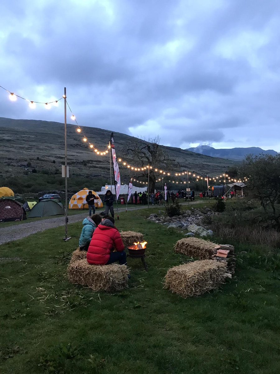 MongooseAgency's tweet image. Getting our #MondayMotivation from an epic weekend of #ExploreMode in Wales with @TheNorthFaceEU and The Never Stop community! 🏃🏽‍♂️⛺️🧘🏽‍♀️ #NeverStopExploring